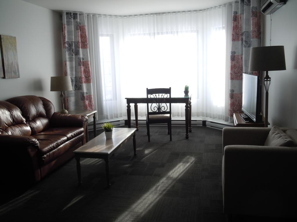 L'Auberge Du Lac St-Pierre Trois-Rivieres Luaran gambar